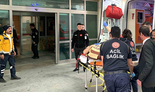 Karaman&#039;da Acı Son: Kaldırımda Beklerken Yaşanan Silahlı Saldırıda Genç Hayatını Kaybetti