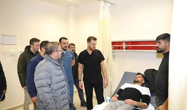 Kars Valisi Yaralıları Ziyaret Etti: Kağızman Kavşağı Kazası