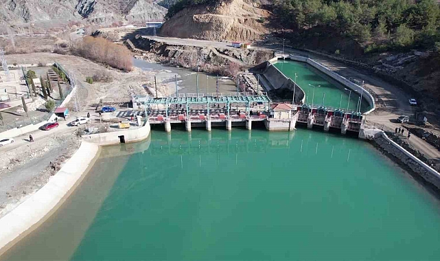 Kayıp kadını bulabilmek için baraj kapakları açıldı