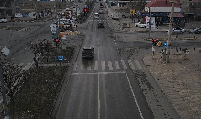 Kırmızı Işık ve Emniyet Kemeri İhlali Yapanlar Dikkat! Iğdır&#039;da Drone ile Denetimler Arttı