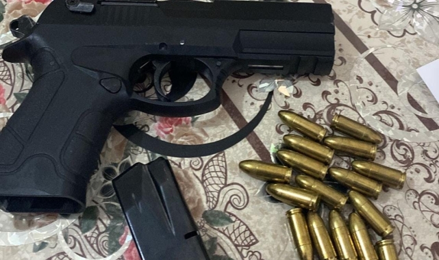 Kırşehir&#039;de silah kaçakçılarına operasyon: 7 gözaltı