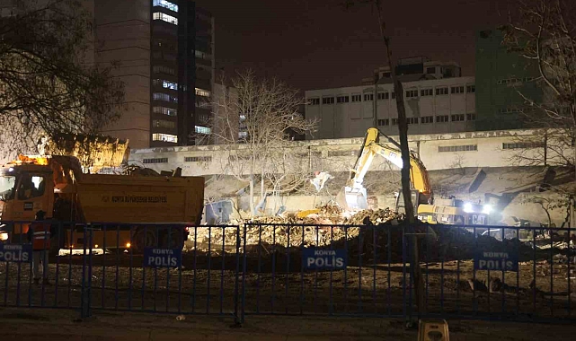 Konya&#039;da Çöken Bina Enkazı Kaldırıldı: Acı Olay Sonrası İlk Değerlendirmeler