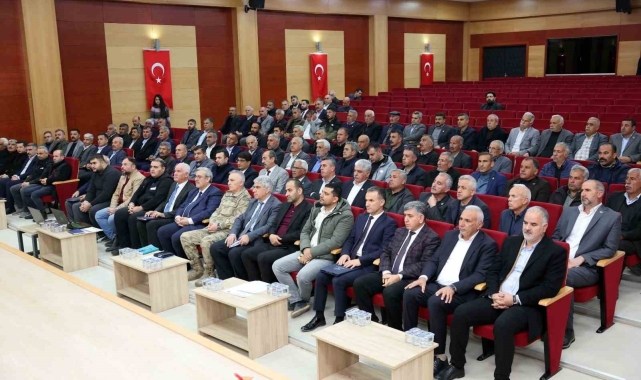 Muhtarlarla toplantı düzenlendi