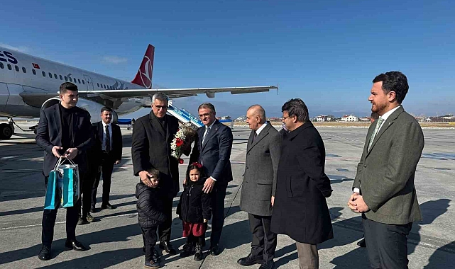 Sağlık Bakanı Memişoğlu: &quot;Üst Solunum Yolu Enfeksiyonlarında Artış Yok&quot;