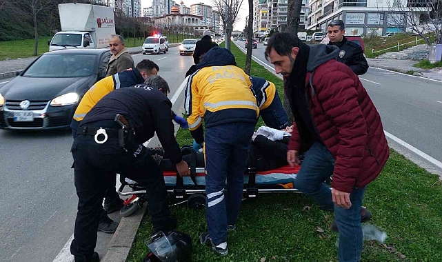 Sağlık çalışanı kadın, motosikletiyle karıştığı kazada yaralandı