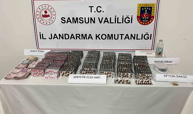 Samsun&#039;da Büyük Uyuşturucu Operasyonu: 4 Bin 555 Hap Ele Geçirildi