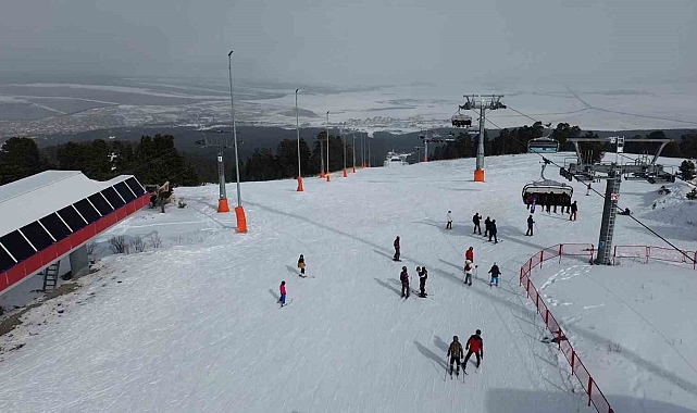 Sarıkamış Kayak Merkezi Kar Severleri Ağırlamaya Devam Ediyor!