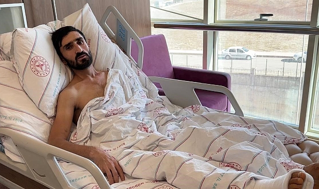 Siirt&#039;te 8&#039;inci kattan düşen işçi hayata tutundu