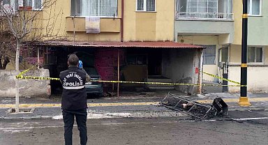 Sivas'ta Gizemli Otomobil Yangını: Kundaklama Şüphesi