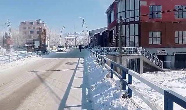 Tekman&#039;da Hayat Dondu: Eksi 31.4 Dereceyle Kışın Kıyameti!