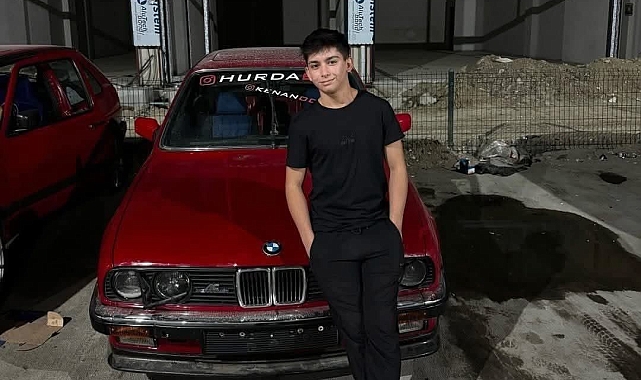 Trafik kazasında hayatını kaybeden 16 yaşındaki gencin hikayesi yürek yaktı