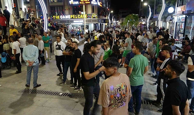 Van-Tahran tren seferlerinin başlayacağını duyurması Vanlı turizmcileri heyecanlandırdı