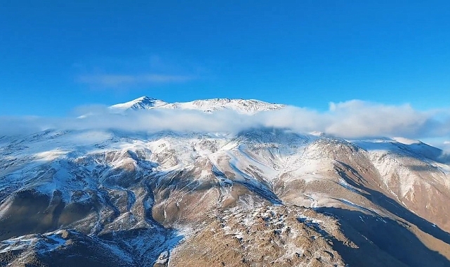 Adilcevaz&#039;ın doğal güzellikleri havadan görüntülendi