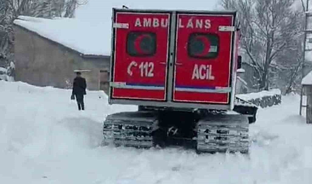 Ağrı&#039;da Kar ve Tipi Nedeniyle Mahsur Kalan Hastalar Paletli Ambulanslarla Kurtarıldı