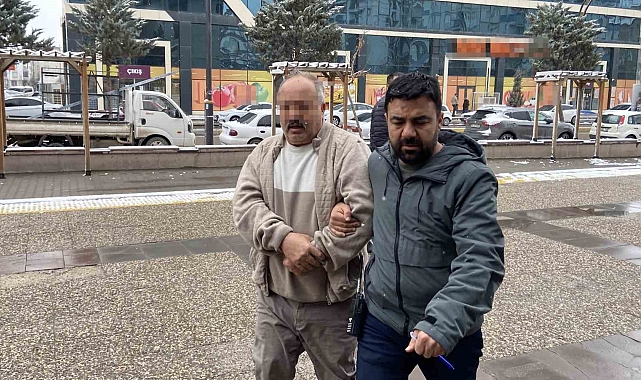 Aksaray&#039;da Emlakçı Kavgası Kanlı Bitti: Kardeş ve Yeğen Bıçaklandı