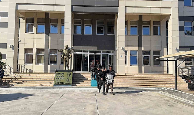 Antalya&#039;da Palet Hırsızları Tutuklandı