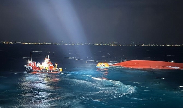 Balıkçı teknesi alabora oldu