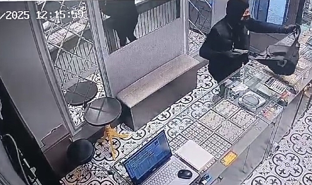 Balıkesir&#039;de Güpegündüz Silahlı Soygun Girişimi: Şüpheli Yakalandı