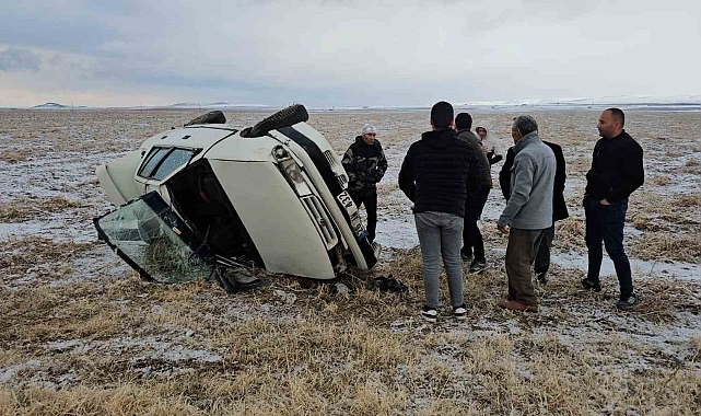 Bitlis&#039;te Şarampole Yuvarlanan Otomobilde 5 Yaralı