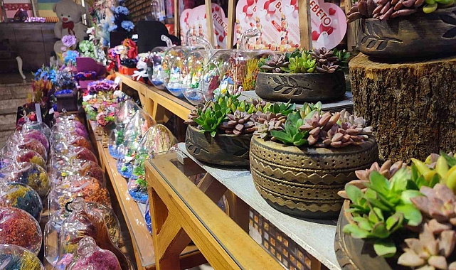 Çiçeklere bu 14 Şubat&#039;ta da rağbet fazla