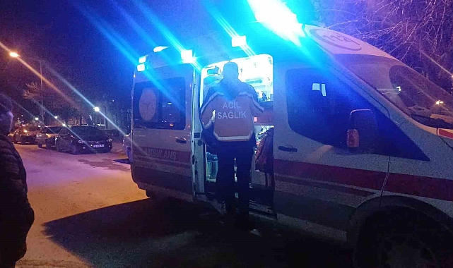 Derbi Maçı İzlerken Bıçaklı Kavga: Bir Genç Yaralandı