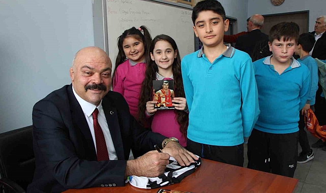 Efsane Güreşçi Mahmut Demir&#039;den Milyon Dolarlık Tekliflere Ret