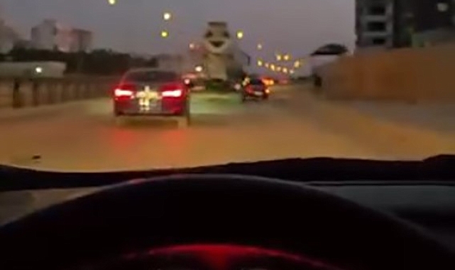 Gaziantep&#039;te Beton Mikserinden Kaçış Yok: Otomobile Çarpıp Kayıplara Karıştı