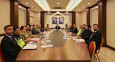 Hakkari'de Asayiş Toplantısı: Suç Oranlarında Düşüş, Kaçakçılıkla Mücadelede Artış
