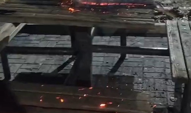 Haliliye&#039;de Parktaki Bank Yakıldı: Belediyeden Tepki