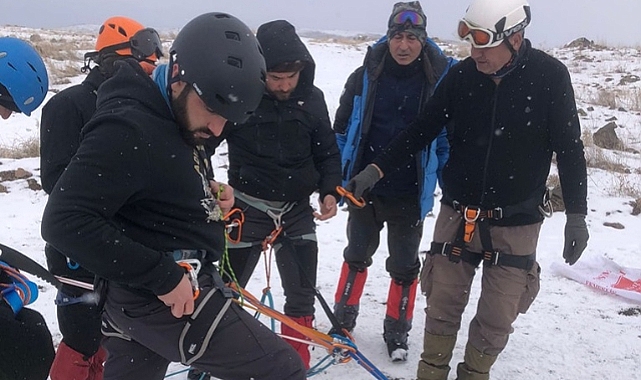Iğdır&#039;da Dağcılar İçin Kış Eğitim Kampı