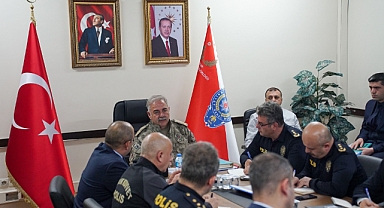 Iğdır Emniyet Müdürlüğü'nde Genel Değerlendirme Toplantısı