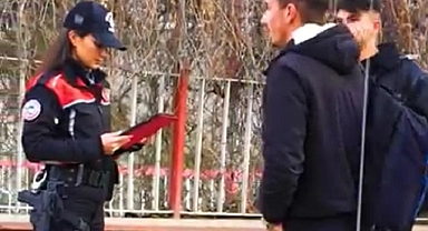 Iğdır Emniyetinden Okul Çevreleri ve Servis Araçlarına Sıkı Denetim