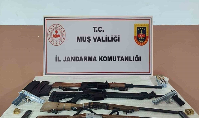Muş&#039;ta Jandarmadan Aranan Şahıslara Yönelik Operasyon: 199 Kişi Yakalandı