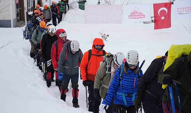 Muş&#039;ta Kış Dağcılık Eğitimi Başarıyla Tamamlandı