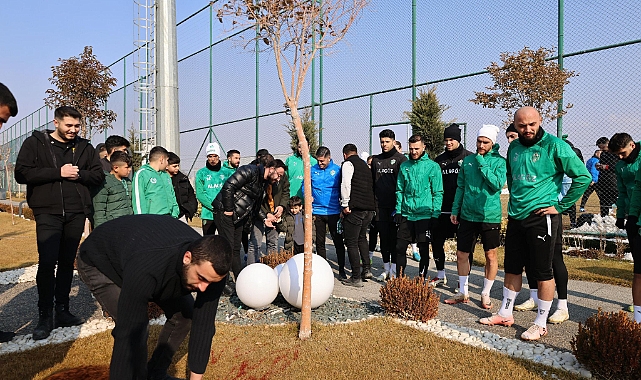 Ova Beyleri Kötü Gidişe Son Vermek İçin Kurban Kesti