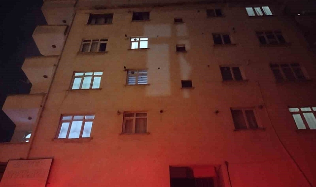 Pendik&#039;te Kira Kavgası Kanlı Bitti: 3 Yaralı