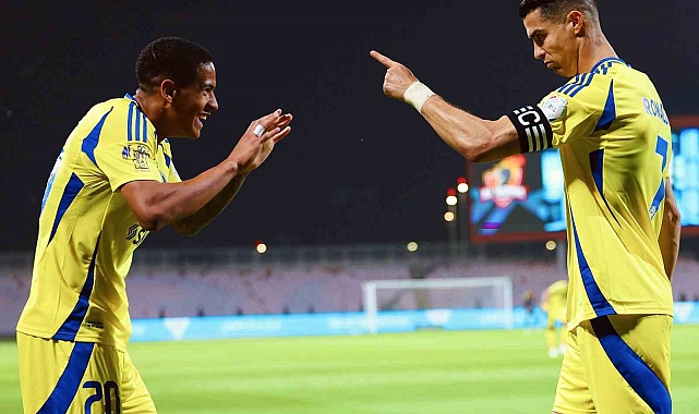 Ronaldo, kariyerinin 925. golünü attı