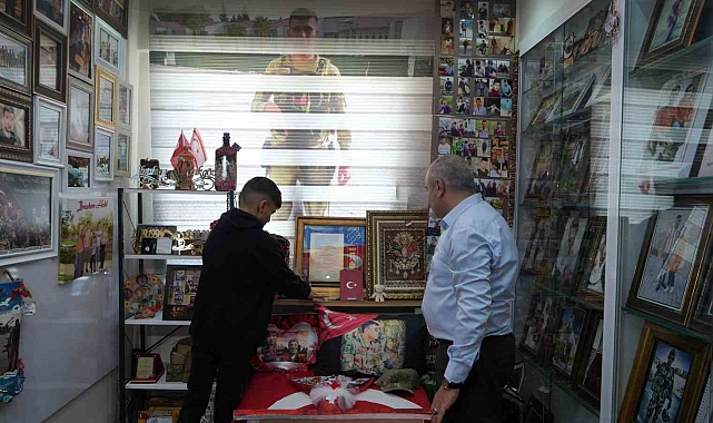 Şehit Piyade Uzman Onbaşı İbrahim Halil Açıkgöz&#039;ün Anısı Yaşayan Bir Miras: Evinde Özel Oda