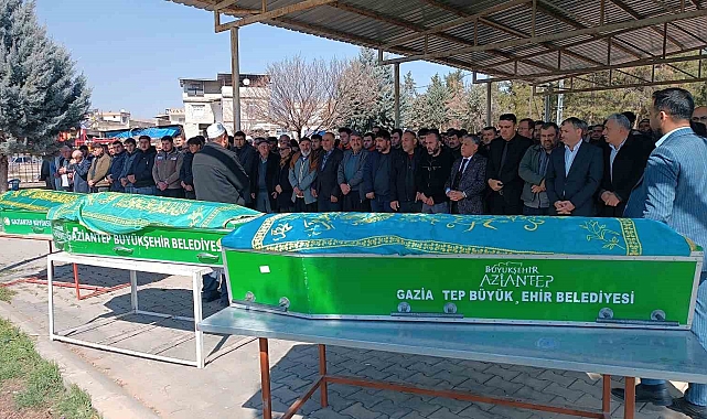 Sobadan zehirlenerek hayatını kaybeden 3 kardeş son yolculuğuna uğurlandı