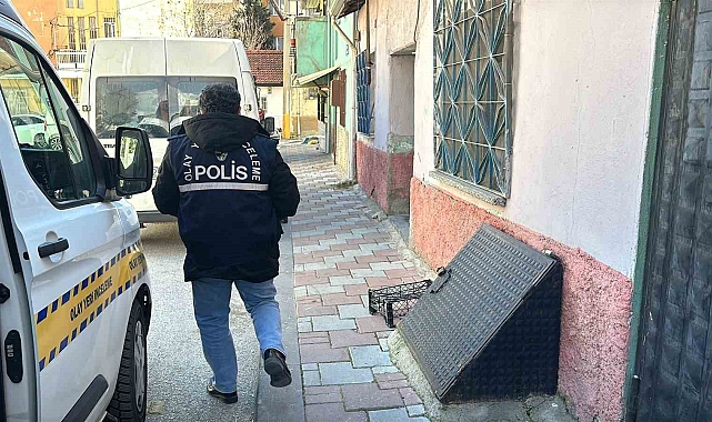 Uşak&#039;ta Taşınma Esnasında Kanlı Olay: Oğul, Babasını Bıçaklayarak Ölümüne Neden Oldu