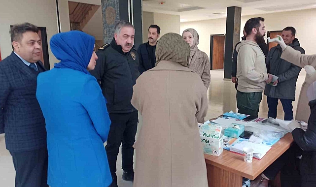 Van Emniyet Müdürlüğü&#039;nde Sigara Bırakma Bilgilendirme Standı Açıldı