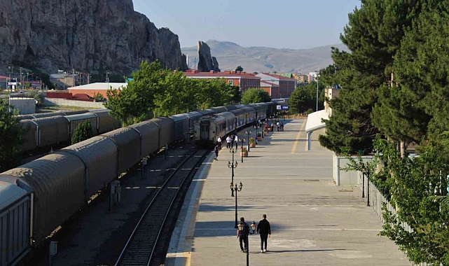 Van-Tahran arası tren seferleri başlıyor: İlk biletler yarın satışta