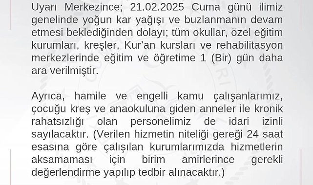 Van&#039;da Kar Yağışı Hayatı Felç Etti: 560 Yerleşim Yeri Ulaşıma Kapandı