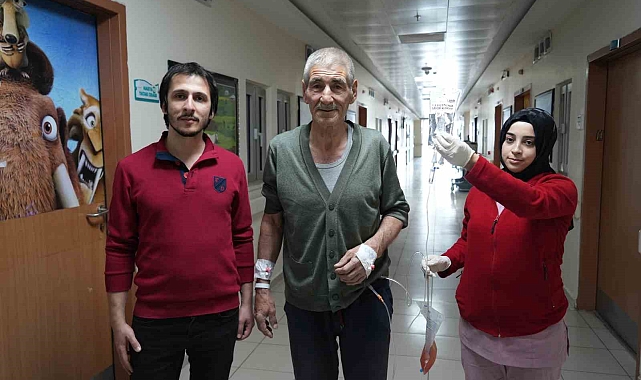 Varto Devlet Hastanesi&#039;nde İlk Kez Kapalı Yöntemle Mesane Kanseri Ameliyatı Başarıyla Gerçekleştirildi