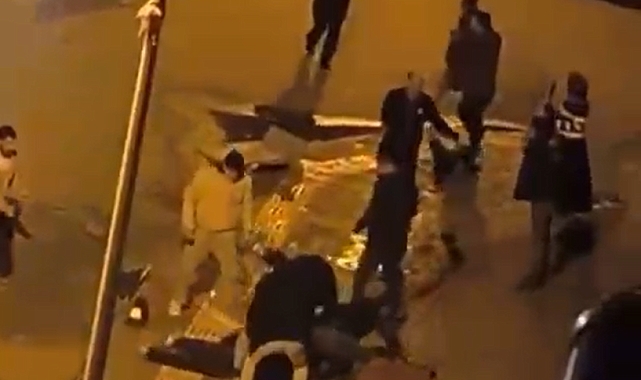 Yalova&#039;da Alacak Verecek Kavgası: Polis Memuru da Yaralandı