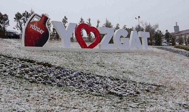 Yozgat&#039;ta Buzlanma ve Yoğun Sis Nedeniyle Eğitime 1 Gün Ara Verildi