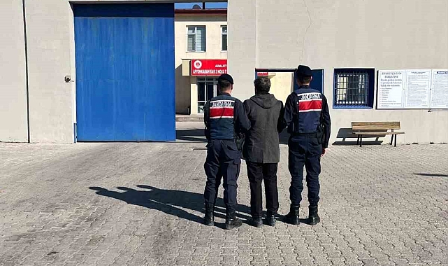 Afyonkarahisar&#039;da 9 Yıl 27 Ay Hapis Cezasıyla Aranan Şahıs Yakalandı