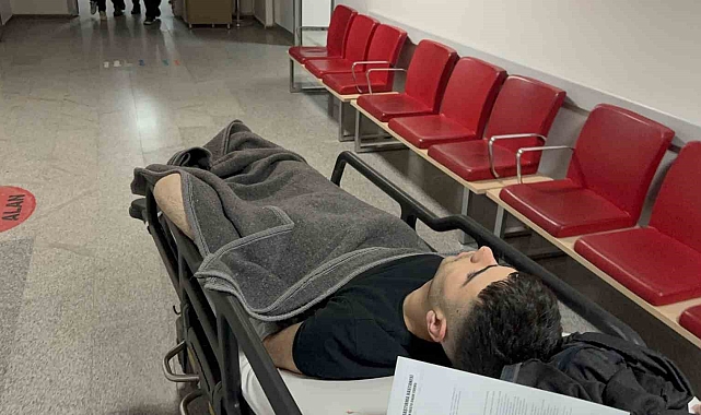 Aksaray&#039;da Sokak Ortasında Tüfekli Saldırı: 16 Yaşındaki Çocuk Yaralandı