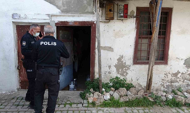 Antalya&#039;da Komşusunun Hareketsiz Bulduğu Yaşlı Adam Ölü Bulundu