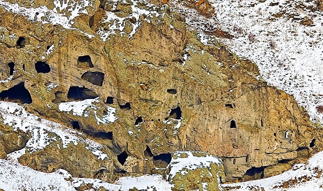 Ardahan&#039;ın Gizli Hazinesi: Harosman Kanyonu Keşfedilmeyi Bekliyor